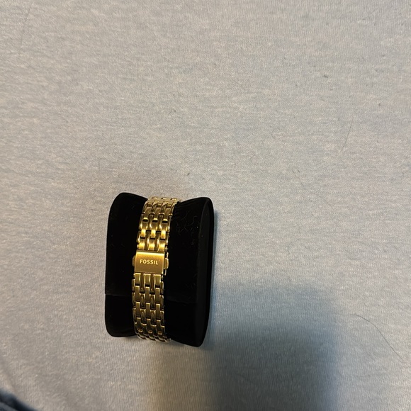 Fossil Raquel Three-hand Date Gold-Tone Stainless Steel Watch, 23mm - Picture 11 of 12